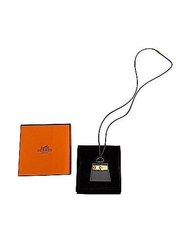Hermès HERMES MONPETIT KELLY PM Gold Hardware Leather Necklace, Black, Made in France, Women's, with Box and Dust Bag. (view 2)
