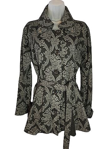 Wet Seal Coat (view 1)