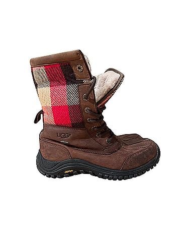 Ugg Snow boots (view 1)