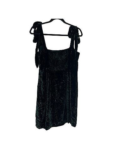 House of Harlow 1960 Velvet Crush Cocktail Dress (view 2)