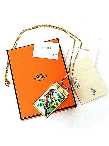 Hermès HERMES On the Beach Mirror Compact Pendant Necklace, Gold Multicolor (view 2)
