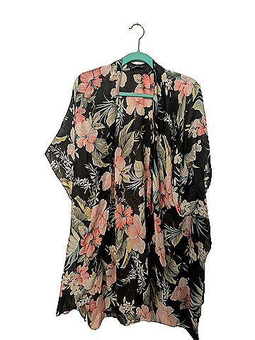 Do Everything in Love Kimono (view 1)