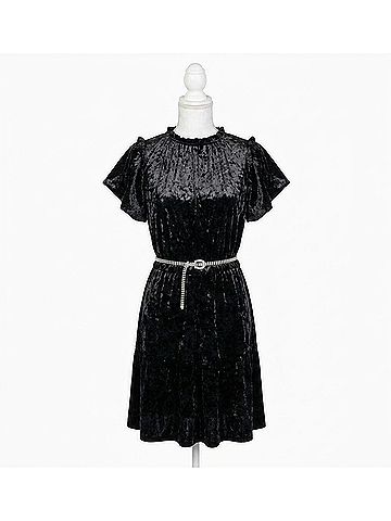 Ivy Jane Taylor Velvet Top in Black (view 1)