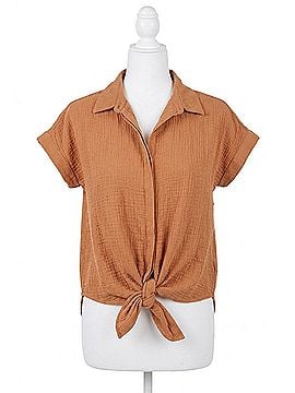 Bluivy Essential Button Up Shirt in Camel (view 1)