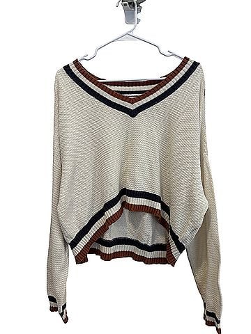 American Eagle Outfitters Pullover Sweater (view 2)