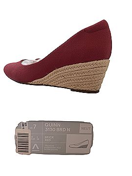 Aerie Wedges (view 1)