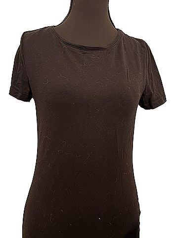 H&M Short Sleeve T-Shirt (view 1)