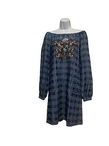 Tru Luxe Jeans Casual Dress (view 1)