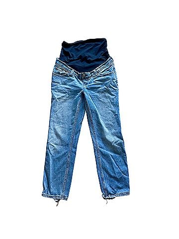 Abercrombie & Fitch Ankle Straight Jeans (view 1)