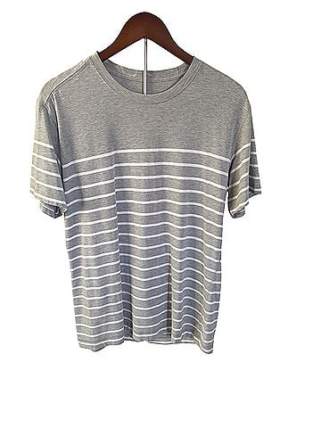 Lululemon Athletica Short Sleeve T-Shirt (view 1)