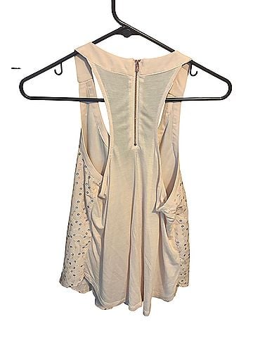 Candie's Sleeveless Top (view 2)