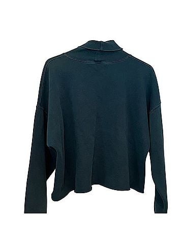 Rivet & Thread Long Sleeve T-Shirt (view 2)