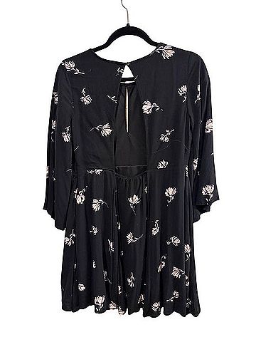 Others Follow Black Floral Keyhole Fit &amp; Flare Dress Casual Dress (view 2)