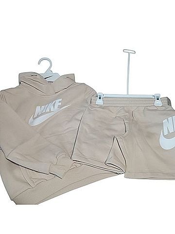 Nike Shorts (view 1)
