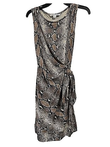 Diane von Furstenberg Casual Dress (view 1)