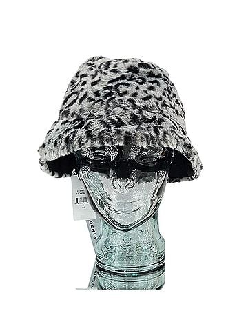 Eugenia Kim Hat (view 2)