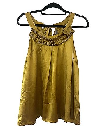Kenar kenar Sleeveless Blouse (view 1)