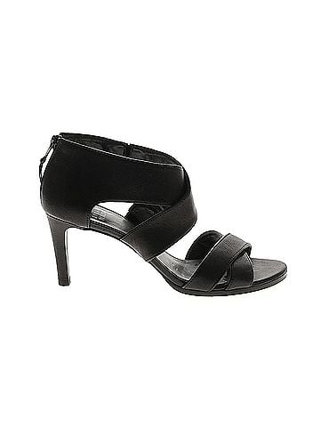 Stuart Weitzman Stuart Weitzman Heels (view 1)