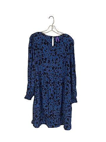 Seraphine Casual Dress (view 2)