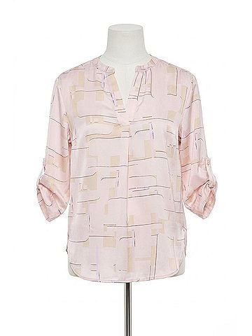Lyssé Ashanti Roll Tab Printed Shirt in Barely Geo (view 1)