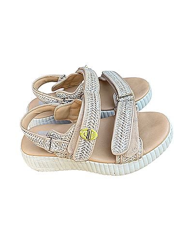 DV by Dolce Vita Sandals (view 2)