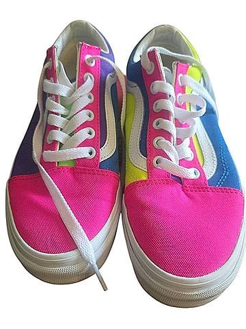 Vans Sneakers (view 1)