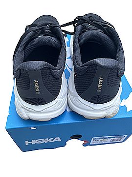 Hoka Arahi 8 Sneakers (view 2)