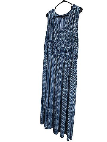 Daisy Fuentes Casual Dress (view 1)