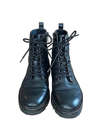 Vince. Cabria Boots (view 1)