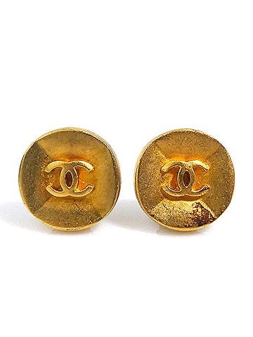 Chanel Chanel earrings, Coco Mark design, metal, gold, women's, e62056a (view 1)