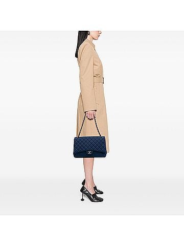 Chanel Maxi Classic Jersey Single Flap (view 2)