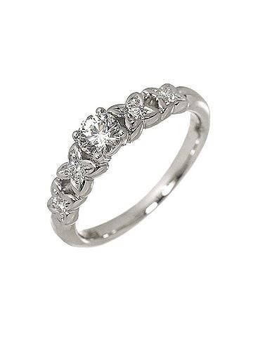 Christian Dior Christian Dior Dior Diamond Ring, 0.231ct, Platinum. (view 1)