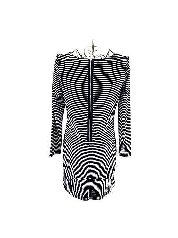 Vineyard Vines Casual Dress (view 2)