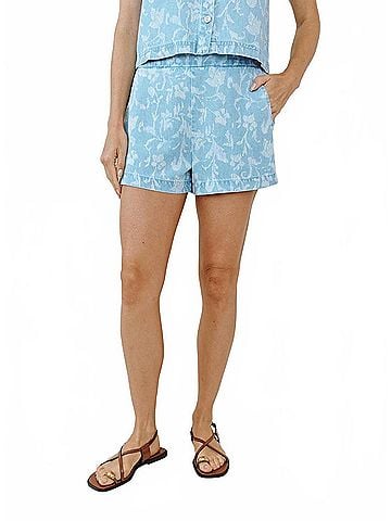 Bella Dahl Clean Front Catalina Short in Vintage Fleur Denim (view 2)