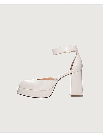 Chinese Laundry Women's Oaklen Platform Heel Pumps in White (view 2)
