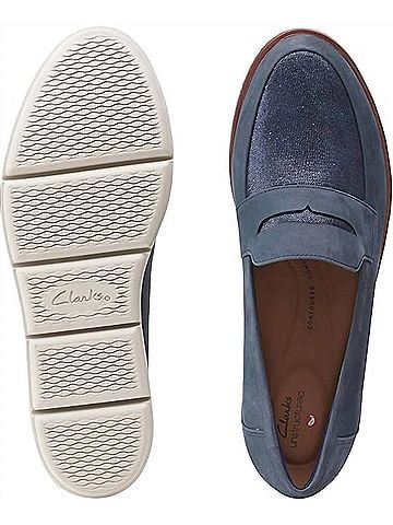 Clarks Women's Shaylin Step Loafer in Navy Combi Leather (view 2)