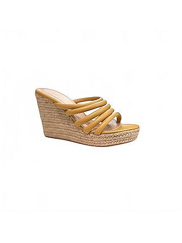 Chinese Laundry Women's Eleana Comfy Wedge Sandals in Neutral Yellow (view 1)