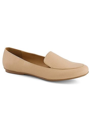 Andrea Women's Classic Flats in Beige (view 1)