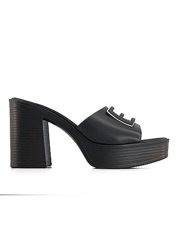 Andrea Women's Slip On Sandal in Black (view 1)