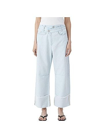 Closed Women's Averly Jean in Extreme Light (view 2)