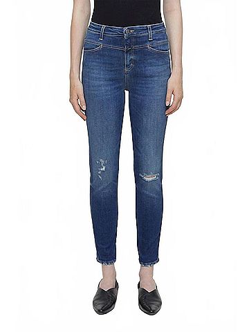 Closed Skinny Pusher Jeans in Dark Blue (view 2)