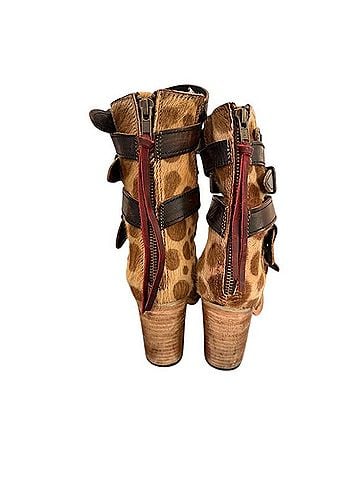 Freebird Bond Boots (view 2)