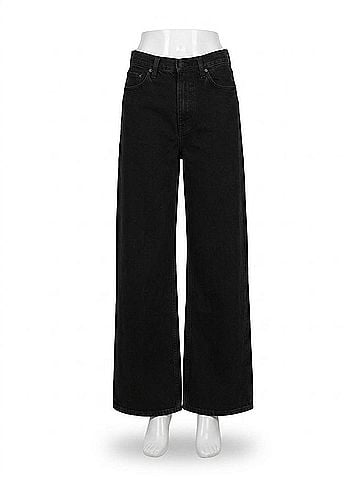 RE/DONE 70s Ultra High Rise Wide Leg Jeans in Black Stone Wash (view 1)