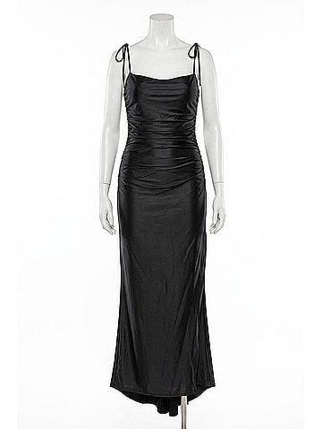 Good American Satin Ruched Squareneck Maxi Dress - Plus in Black (view 1)