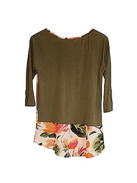 Charming Charlie 3/4 Sleeve Blouse (view 2)