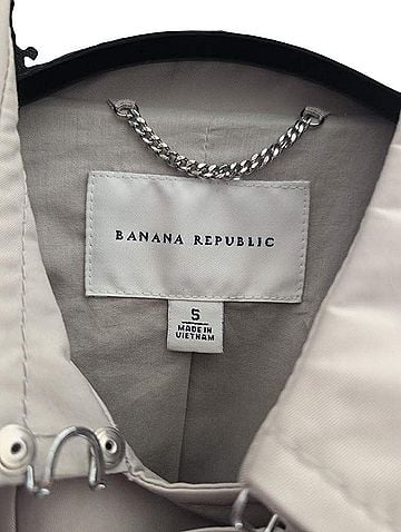Banana Republic Trenchcoat (view 2)