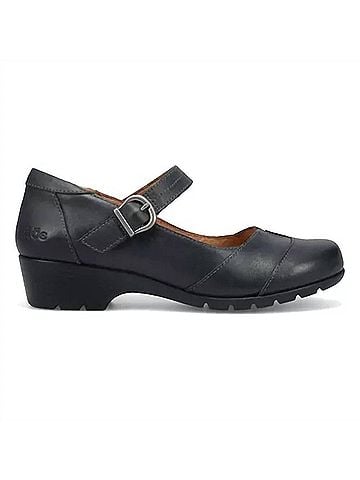 Taos Women's Routine Shoes in Black (view 1)