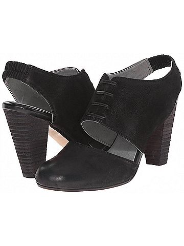Seychelles Women's Whirl Pumps in Black (view 2)