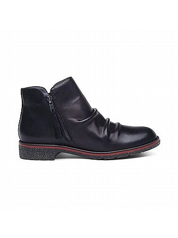 Aetrex Women's Mila Weatherproof Boots in Black (view 1)