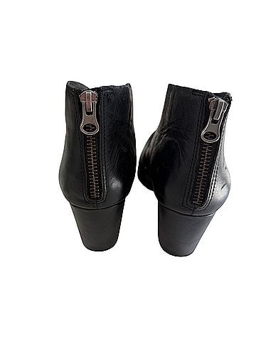 Korks Ankle Boots (view 2)